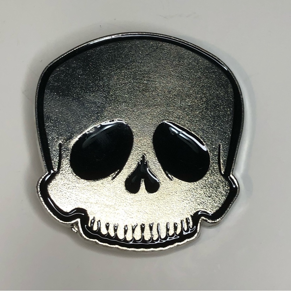 Deadly Dames by Micheline Pitt silver and black skull clothing clip rare